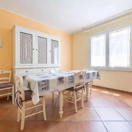 Cozy With Garden! Pula